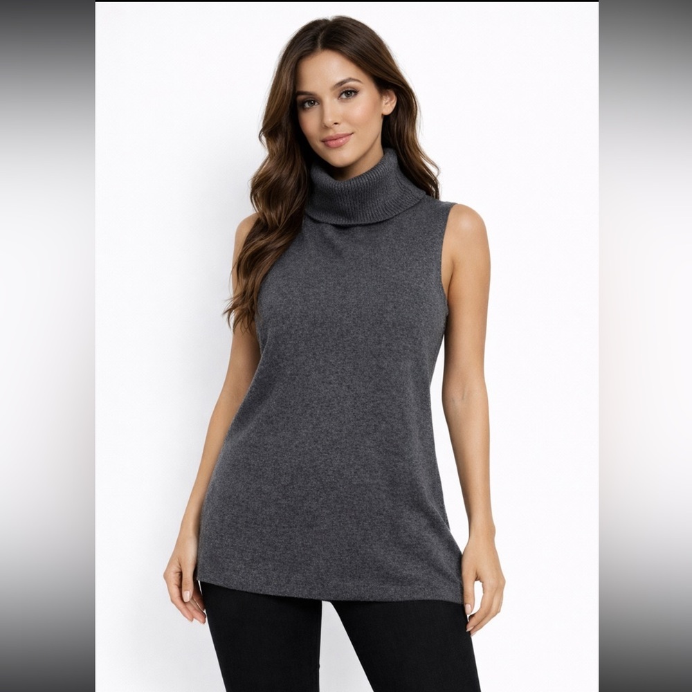 Bloomingdale's Sleeveless Cowl Turtleneck Sweater - Gray